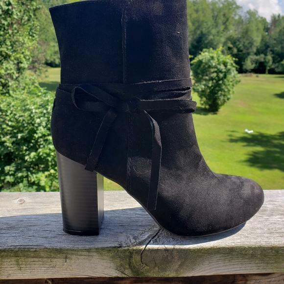 Christian Siriano for Payless Valencia Block Heel - Picture 3 of 4